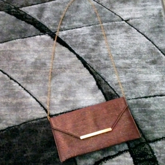 Purse - Picture 1 of 3